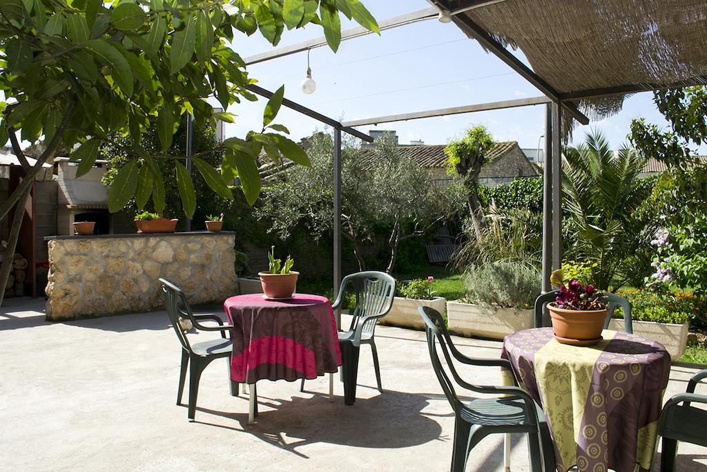 Casa Rural Marga Guest House Tardienta Екстериор снимка